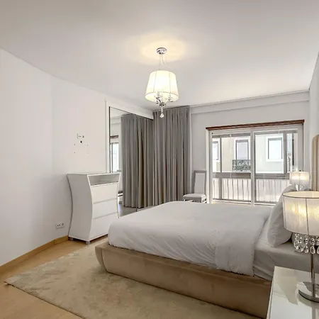 Alameda Grand Terrace By Homing Appartamento Lisbona