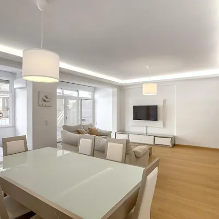 Alameda Grand Terrace By Homing Lisbona